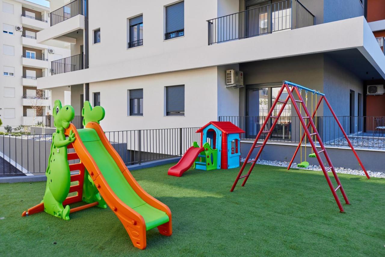 Bjelica Rental Apartments - Nela Apartment Tivat Exteriör bild